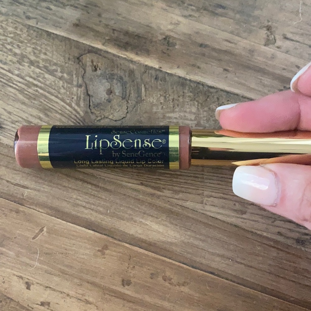Brand new Lipsense color Hazelnut